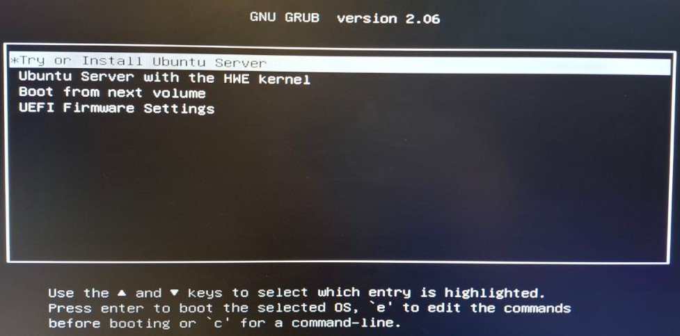 Привычное окно установки операционной системы Ubuntu 22.04 Server